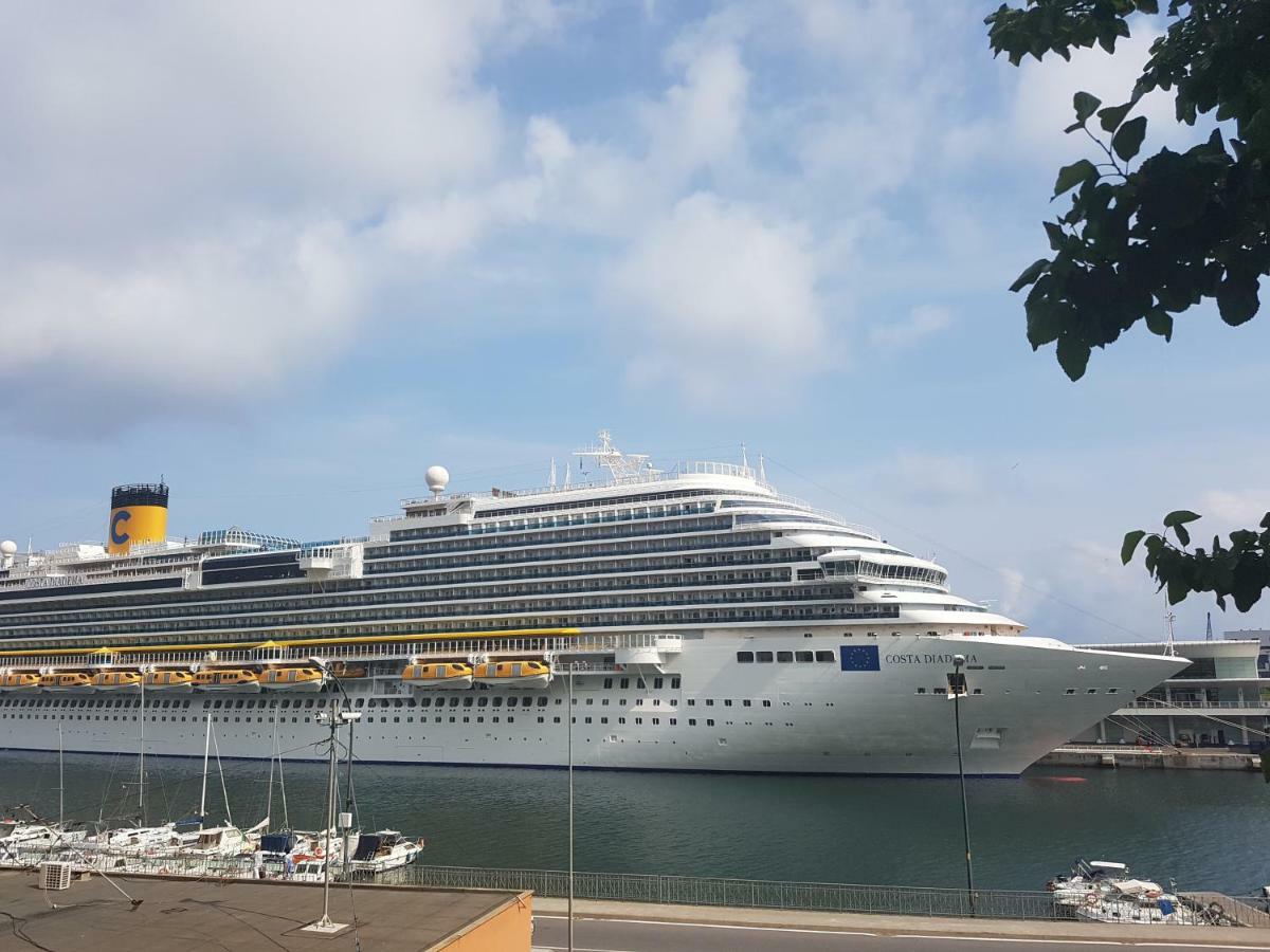 Vila Appuntamento Al Porto Savona Exteriér fotografie